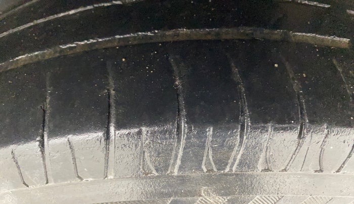 2014 Hyundai Grand i10 ASTA 1.2 KAPPA VTVT, Petrol, Manual, 85,456 km, Left Rear Tyre Tread