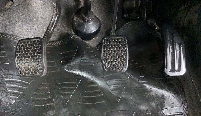 2018 Maruti Eeco 5 STR WITH AC PLUSHTR, Petrol, Manual, 37,135 km, Pedals