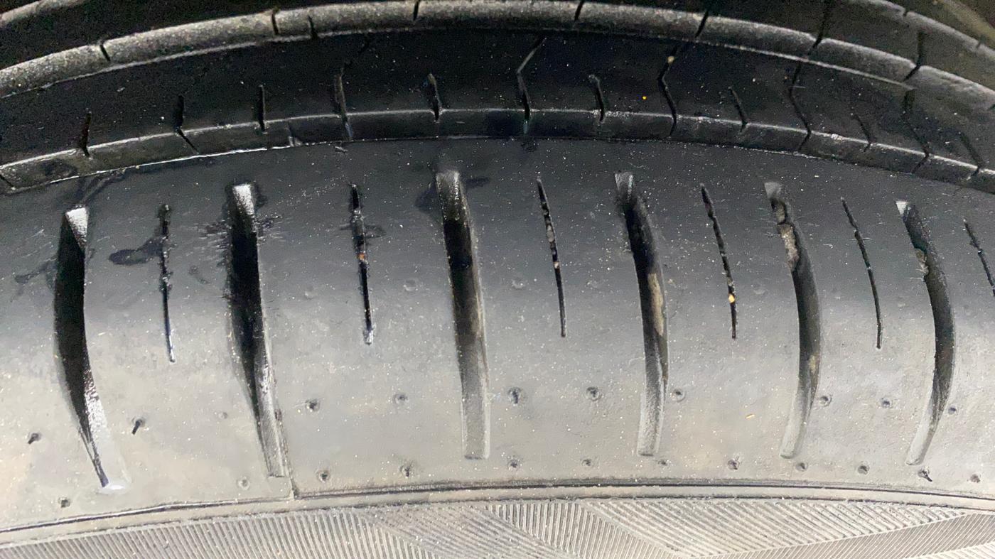 2021 Toyota Glanza G, Petrol, Manual, 28,919 km, Left Rear Tyre Tread