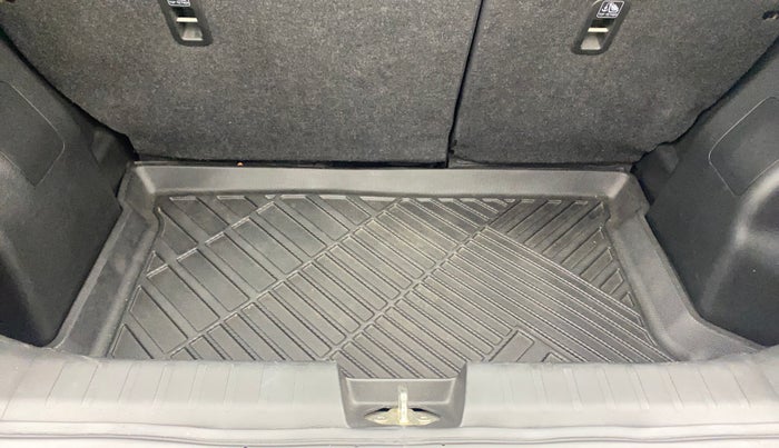 2021 Toyota Glanza G, Petrol, Manual, 28,919 km, Boot Inside