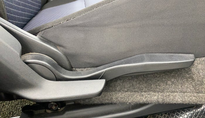 2021 Toyota Glanza G, Petrol, Manual, 28,919 km, Driver Side Adjustment Panel