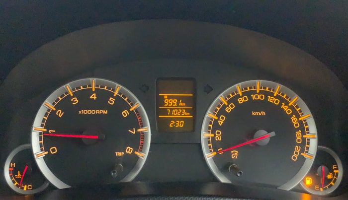 2013 Maruti Swift Dzire VXI, Petrol, Manual, 71,098 km, Odometer Image