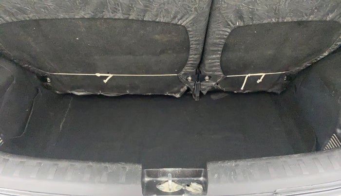 2017 Maruti Swift VDI, Diesel, Manual, 63,049 km, Boot Inside