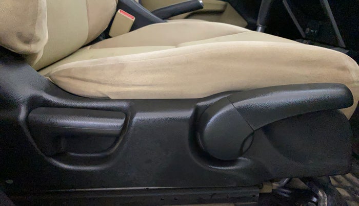 2017 Honda City 1.5L I-VTE V CVT, Petrol, Automatic, 28,323 km, Driver Side Adjustment Panel