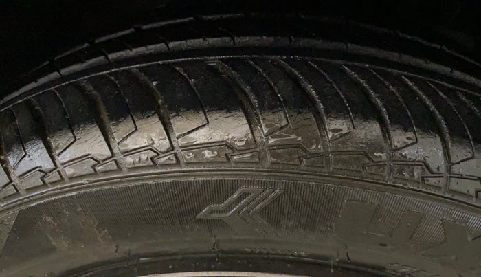 2017 Honda City 1.5L I-VTE V CVT, Petrol, Automatic, 28,323 km, Right Front Tyre Tread