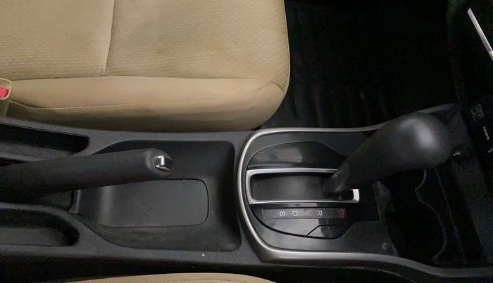 2017 Honda City 1.5L I-VTE V CVT, Petrol, Automatic, 28,323 km, Gear Lever