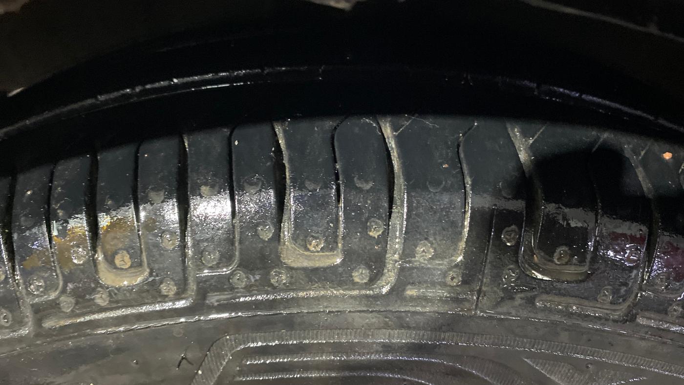2014 Hyundai i10 MAGNA 1.1, Petrol, Manual, 54,843 km, Left Front Tyre Tread