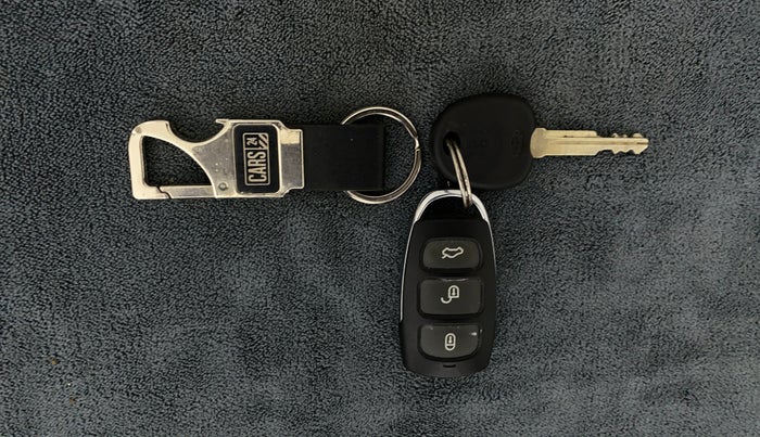 2013 Hyundai i10 MAGNA 1.2, Petrol, Manual, 31,961 km, Key Close Up
