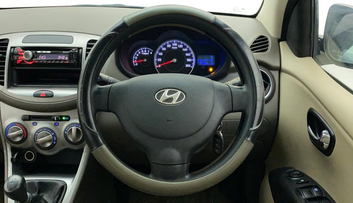 2013 Hyundai i10 MAGNA 1.2, Petrol, Manual, 31,961 km, Steering Wheel Close Up