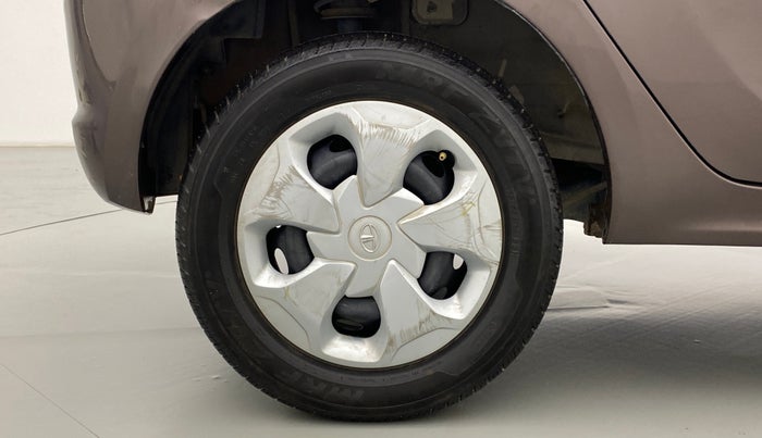 2018 Tata Tiago XT 1.2 REVOTRON, Petrol, Manual, 15,133 km, Right Rear Wheel