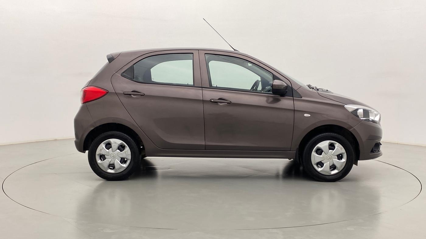 2018 Tata Tiago XT 1.2 REVOTRON, Petrol, Manual, 15,133 km, Right Side View