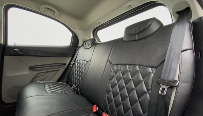 2018 Tata Tiago XT 1.2 REVOTRON, Petrol, Manual, 15,133 km, Right Side Rear Door Cabin