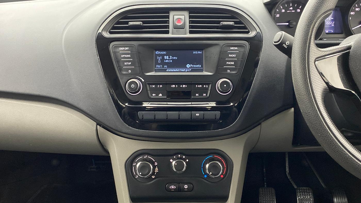 2018 Tata Tiago XT 1.2 REVOTRON, Petrol, Manual, 15,133 km, Air Conditioner