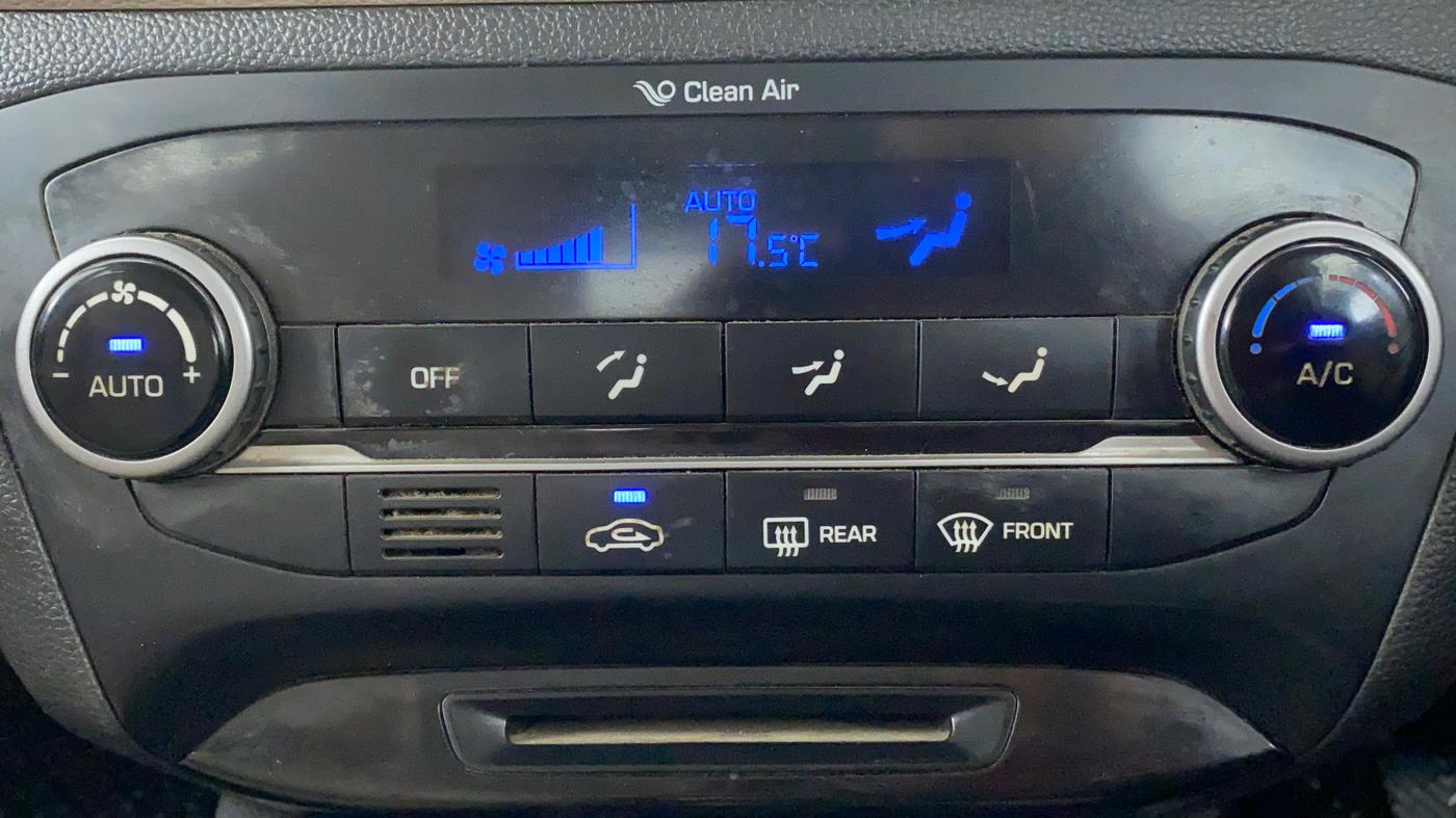 2014 Hyundai Elite i20 SPORTZ 1.2, Petrol, Manual, 74,012 km, Automatic Climate Control