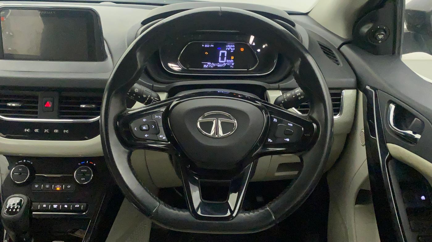 2022 Tata NEXON XZ PLUS PETROL SUNROOF, Petrol, Manual, 35,275 km, Steering Wheel Close Up