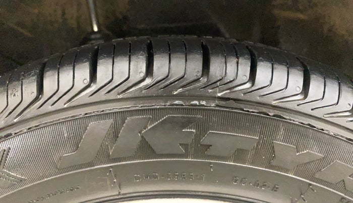 2015 Honda Amaze 1.2L I-VTEC E, Petrol, Manual, 57,026 km, Right Rear Tyre Tread