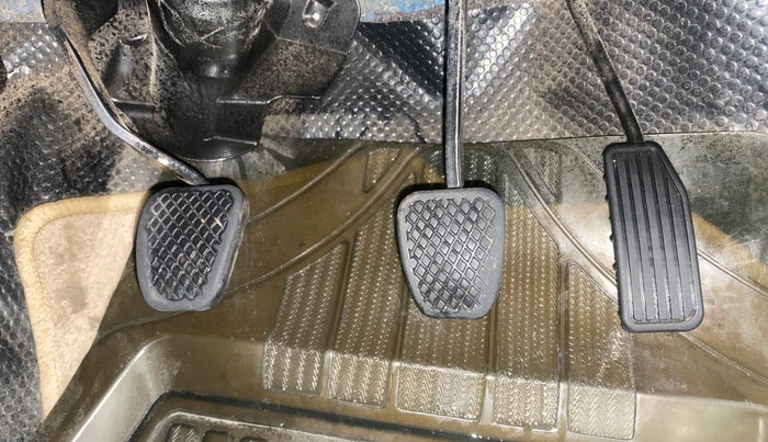 2015 Honda Amaze 1.2L I-VTEC E, Petrol, Manual, 57,026 km, Pedals