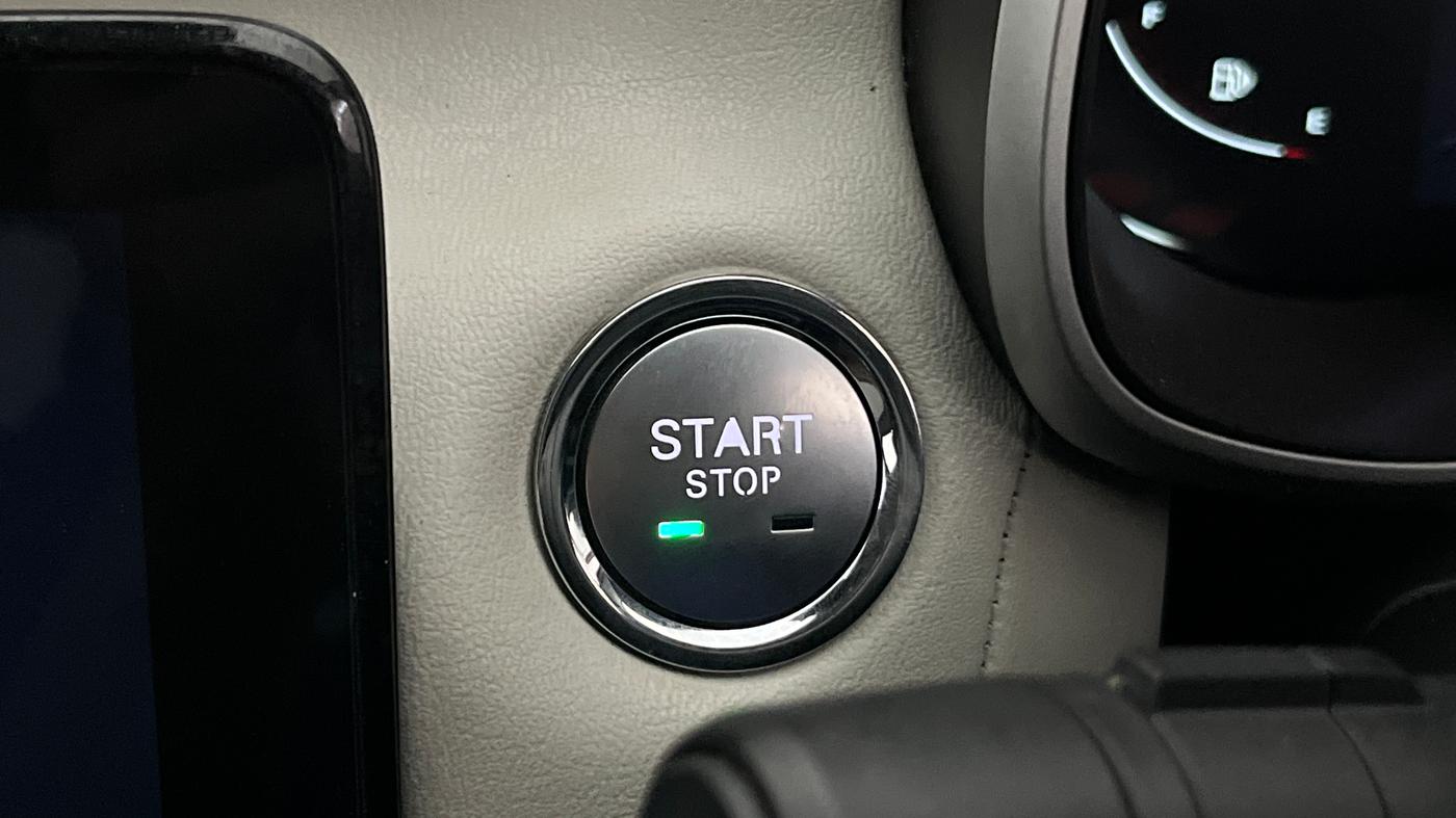 2024 MG ASTOR Select 1.5 MT (Ivory), Petrol, Manual, 26,202 km, Keyless Start/ Stop Button