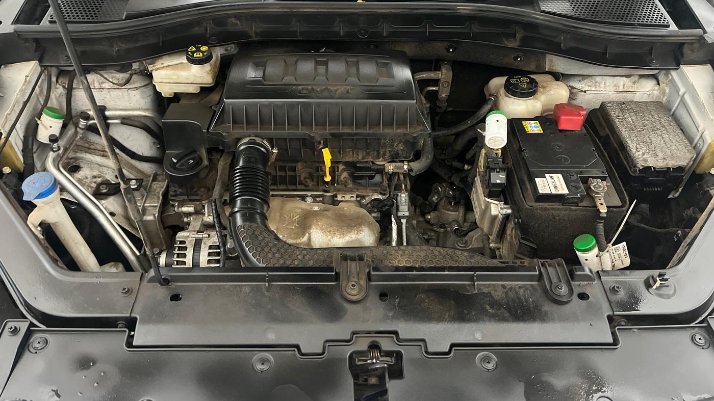 2024 MG ASTOR Select 1.5 MT (Ivory), Petrol, Manual, 26,202 km, Engine View
