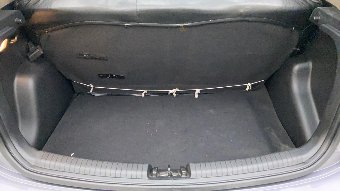 2015 Hyundai Grand i10 MAGNA 1.2 KAPPA VTVT, Petrol, Manual, 28,070 km, Boot Inside