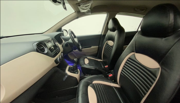 2015 Hyundai Grand i10 MAGNA 1.2 KAPPA VTVT, Petrol, Manual, 28,070 km, Right Side Front Door Cabin