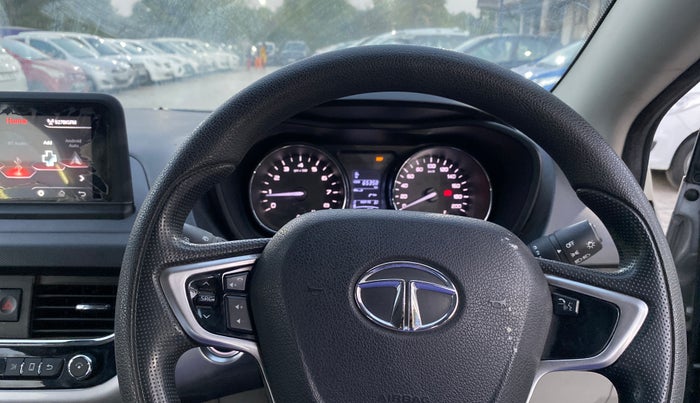 2018 Tata NEXON XZ PLUS DIESEL, Diesel, Manual, 65,328 km, Adaptive Cruise Control