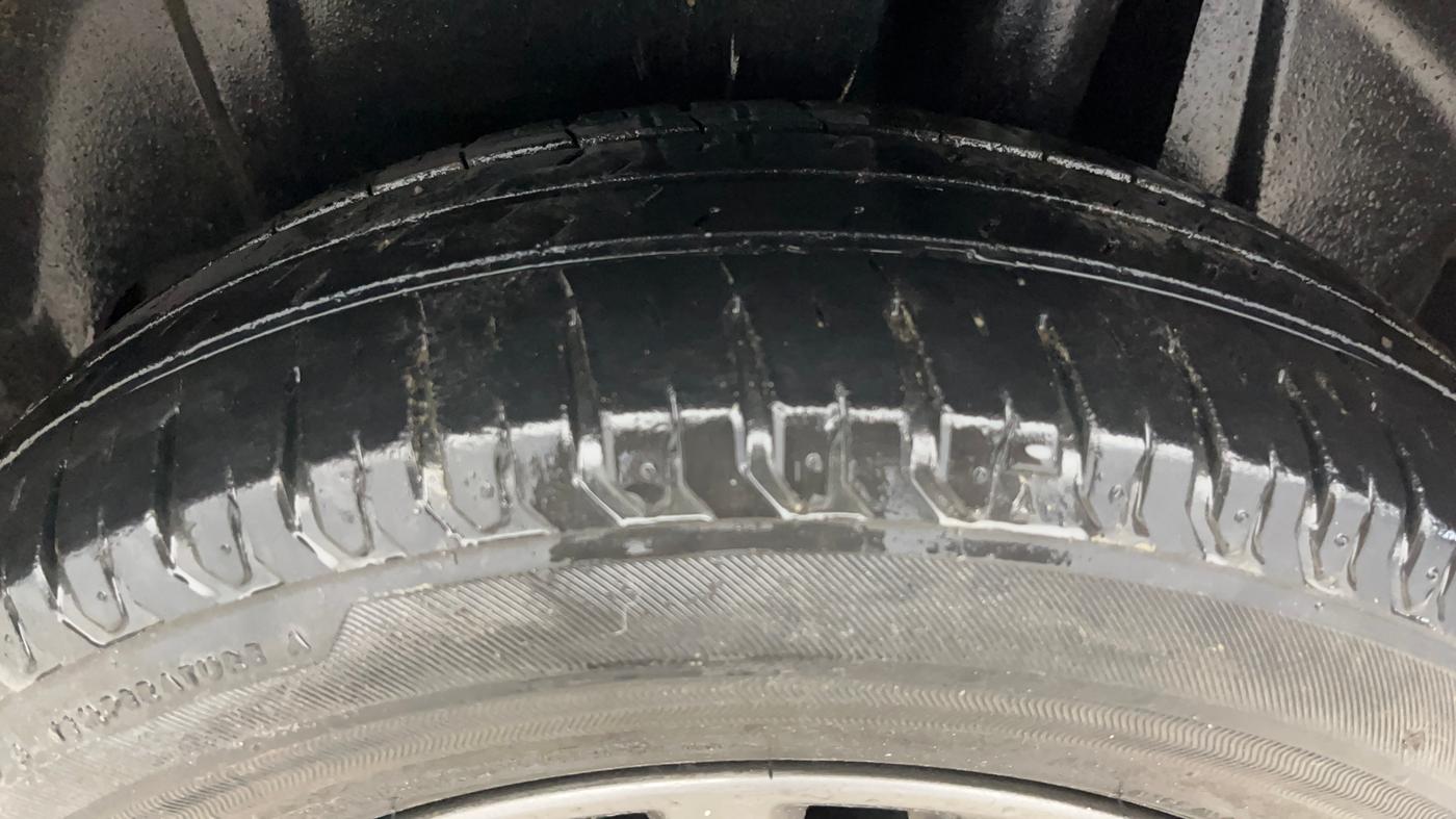 2019 Maruti Ertiga ZXI AT SHVS, Petrol, Automatic, 37,019 km, Left Rear Tyre Tread