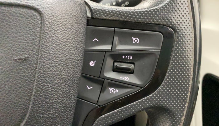 2022 Tata Safari XZA PLUS GOLD, Diesel, Automatic, 48,686 km, Adaptive Cruise Control