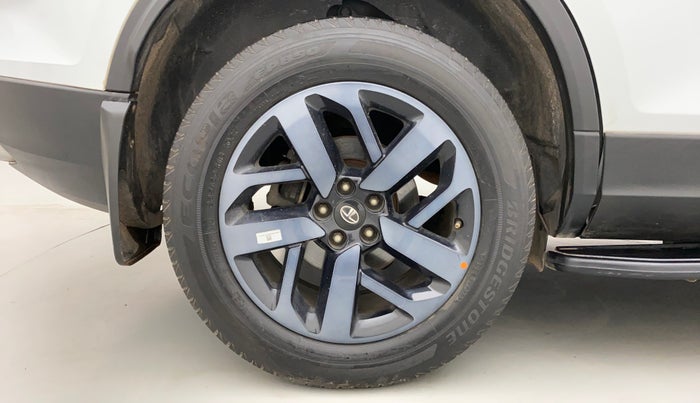 2022 Tata Safari XZA PLUS GOLD, Diesel, Automatic, 48,686 km, Right Rear Wheel