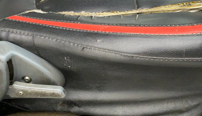 2014 Maruti Alto 800 LXI CNG, CNG, Manual, 1,23,091 km, Driver Side Adjustment Panel