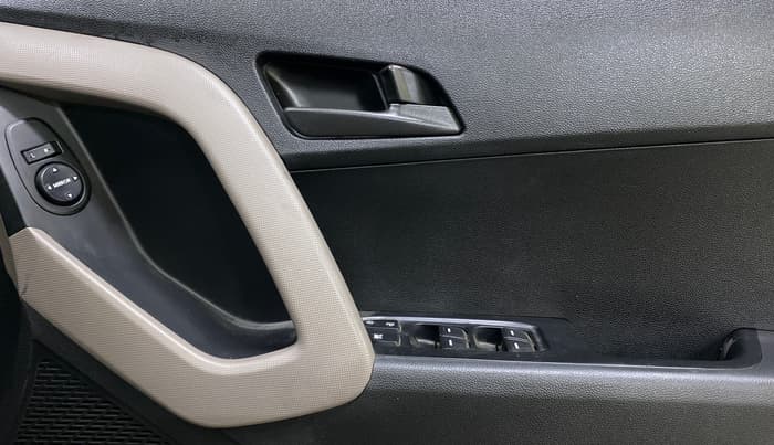 2018 Hyundai Creta E PLUS 1.6 PETROL, Petrol, Manual, 58,909 km, Driver Side Door Panels Control