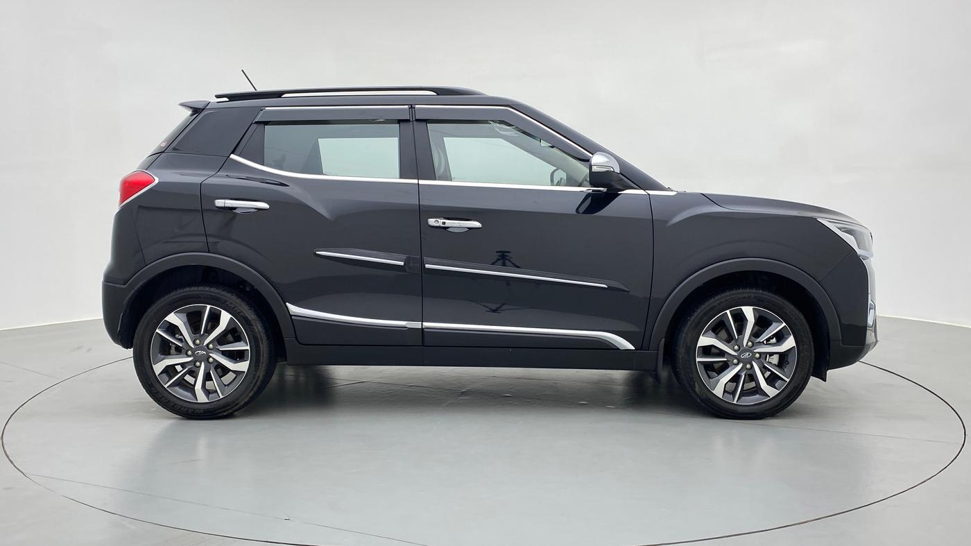 2021 Mahindra XUV300 1.2 W8 OPT, Petrol, Manual, 10,767 km, Right Side View