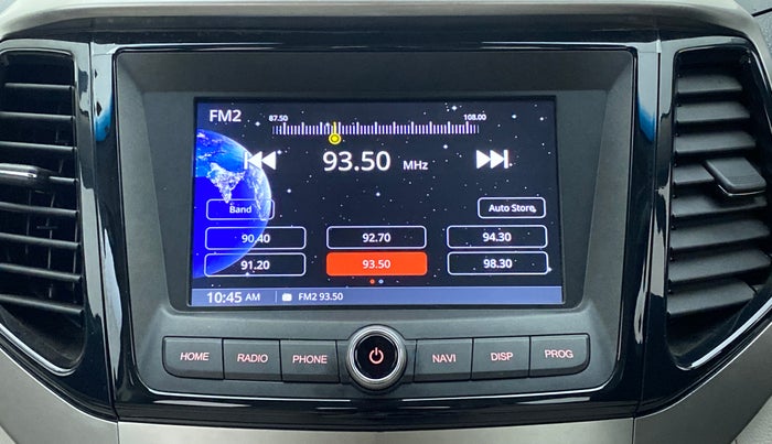 2021 Mahindra XUV300 1.2 W8 OPT, Petrol, Manual, 10,767 km, Infotainment System