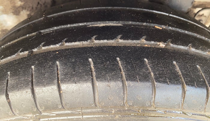 2019 Hyundai Elite i20 MAGNA PLUS 1.2, Petrol, Manual, 36,468 km, Left Rear Tyre Tread