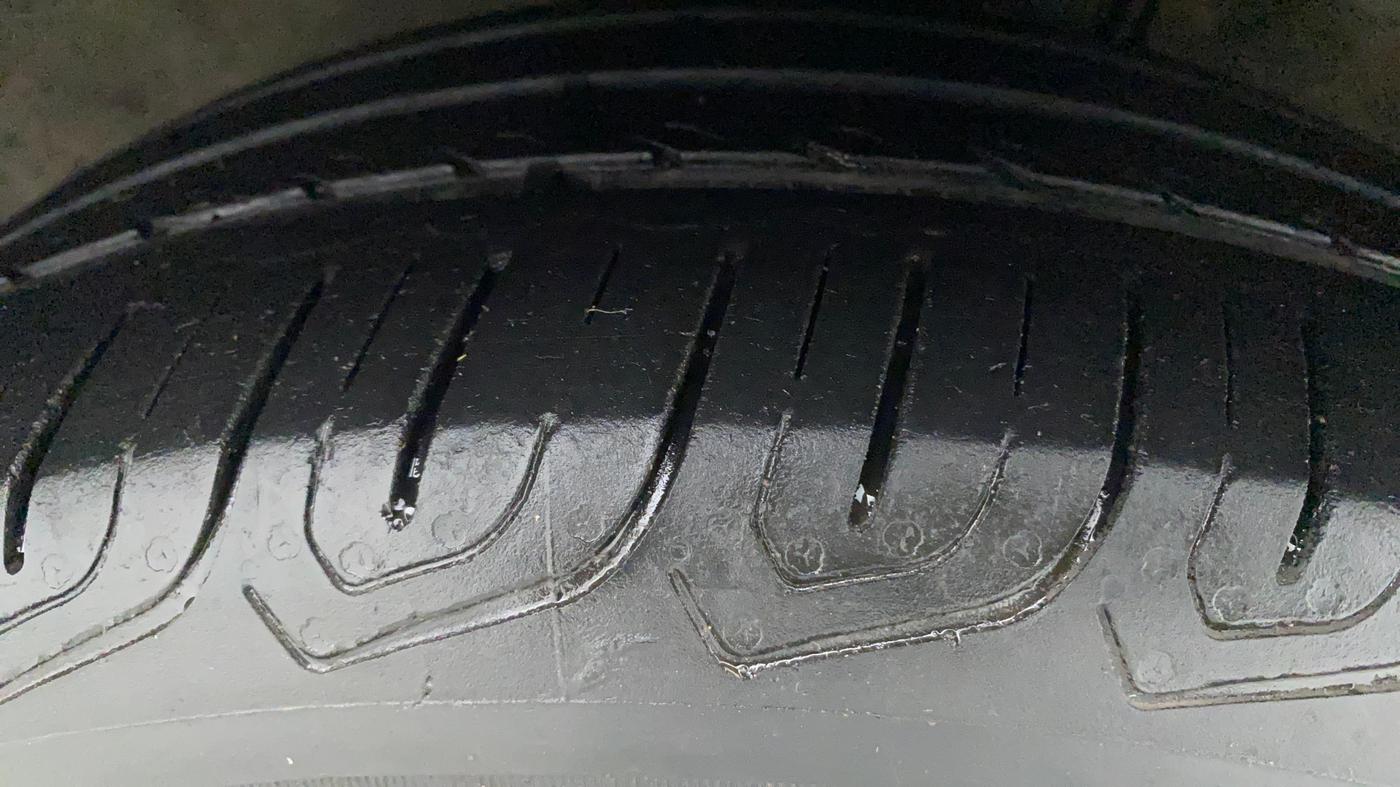 2012 Hyundai i20 SPORTZ 1.2, Petrol, Manual, 81,496 km, Right Front Tyre Tread