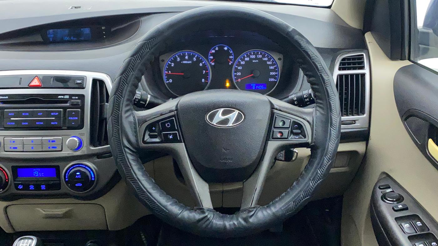 2012 Hyundai i20 SPORTZ 1.2, Petrol, Manual, 81,496 km, Steering Wheel Close Up