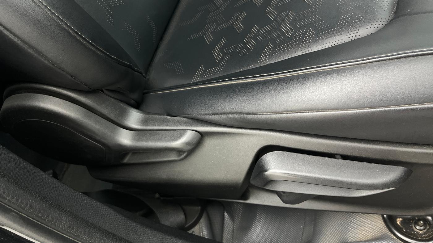 2021 Tata NEXON XZ PLUS (O) PETROL DARK EDITION, Petrol, Manual, 73,349 km, Driver Side Adjustment Panel