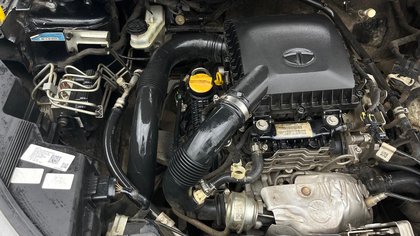 2021 Tata NEXON XZ PLUS (O) PETROL DARK EDITION, Petrol, Manual, 73,349 km, Engine View - Right