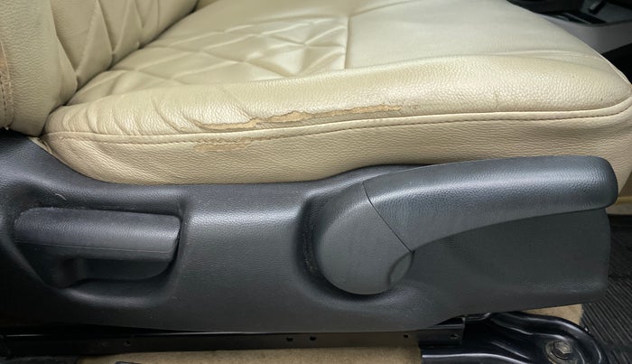 2019 Honda City V MT PETROL, Petrol, Manual, 45,082 km, Driver Side Adjustment Panel
