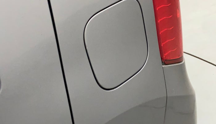 2014 Maruti Wagon R 1.0 LXI CNG, CNG, Manual, 58,461 km, Left quarter panel - Slightly dented
