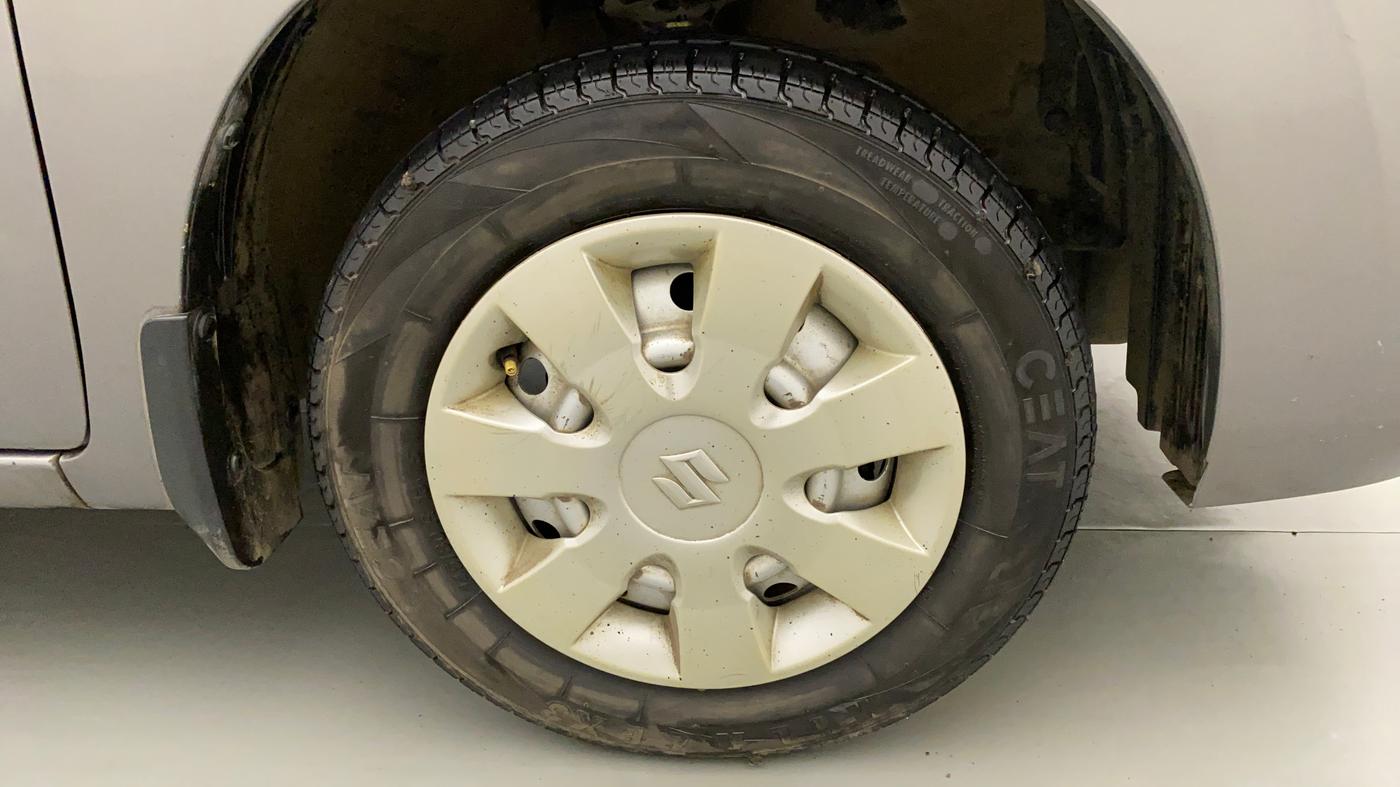 2014 Maruti Wagon R 1.0 LXI CNG, CNG, Manual, 58,461 km, Right Front Wheel