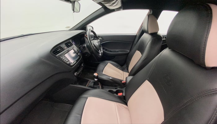 2016 Hyundai i20 Active 1.2 SX, Petrol, Manual, 78,940 km, Right Side Front Door Cabin