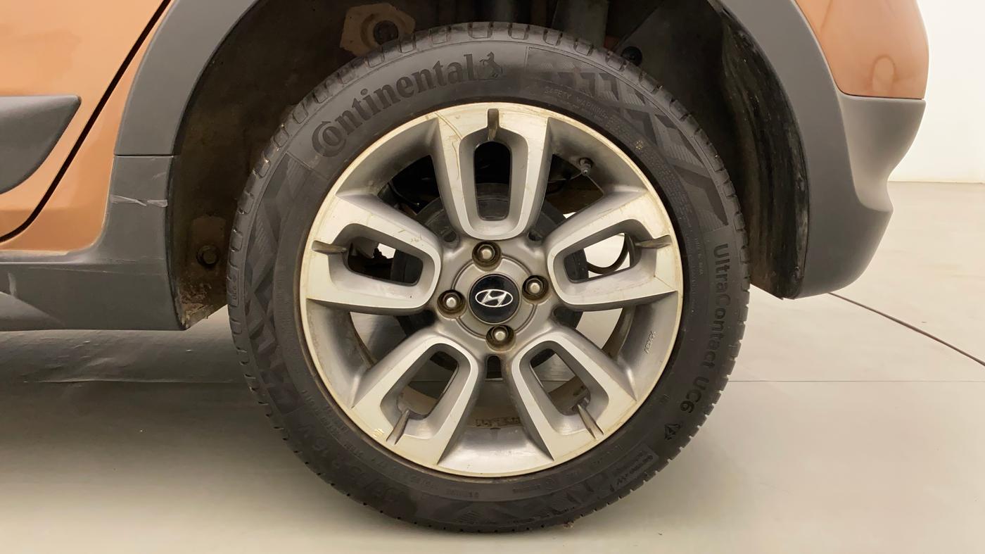 2016 Hyundai i20 Active 1.2 SX, Petrol, Manual, 78,940 km, Left Rear Wheel