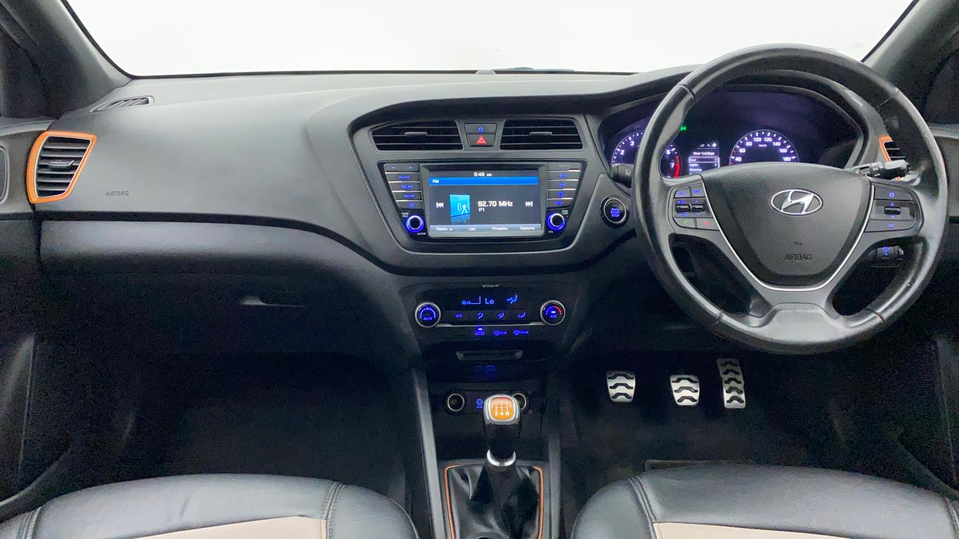 2016 Hyundai i20 Active 1.2 SX, Petrol, Manual, 78,940 km, Dashboard