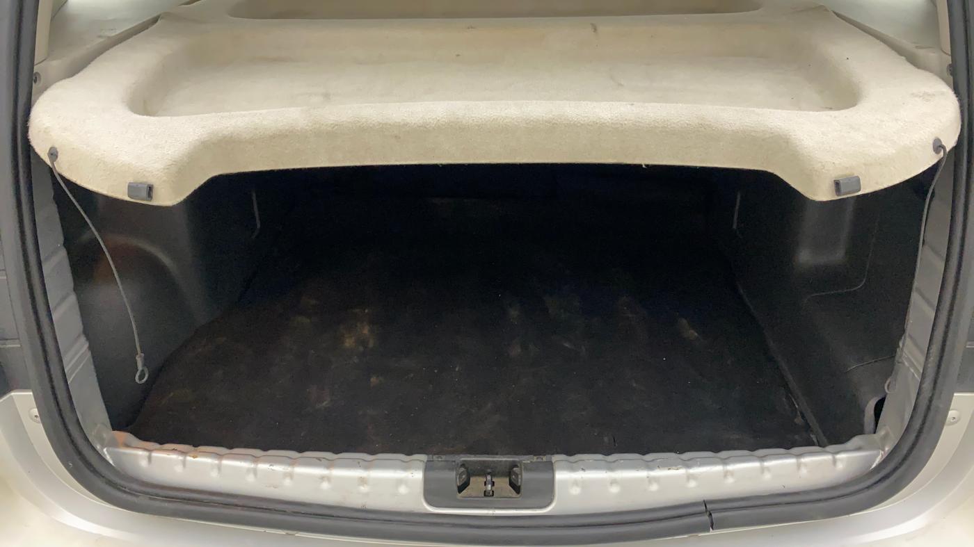 2015 Renault Duster RXL PETROL, Petrol, Manual, 68,478 km, Boot Inside