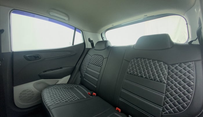 2021 Hyundai GRAND I10 NIOS MAGNA 1.2 MT, Petrol, Manual, 10,128 km, Right Side Rear Door Cabin