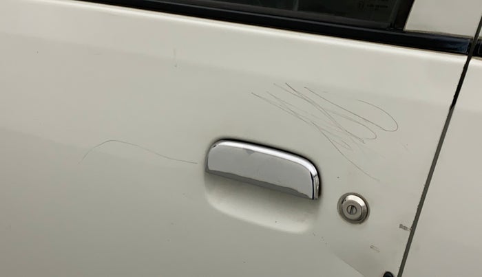 2015 Maruti Wagon R 1.0 LXI CNG, CNG, Manual, 91,823 km, Front passenger door - Minor scratches