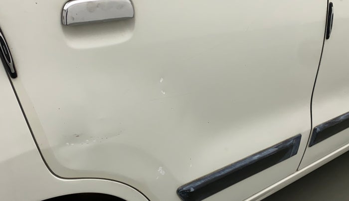 2015 Maruti Wagon R 1.0 LXI CNG, CNG, Manual, 91,823 km, Right rear door - Slightly dented