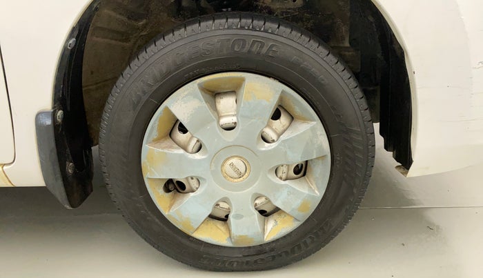 2015 Maruti Wagon R 1.0 LXI CNG, CNG, Manual, 91,823 km, Right Front Wheel
