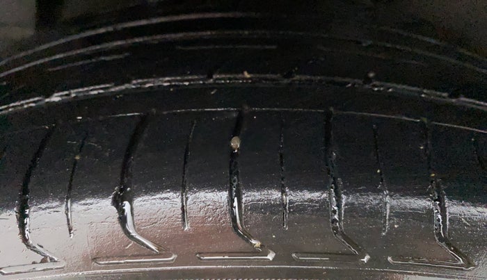 2019 Hyundai Creta SX AT 1.6 DIESEL, Diesel, Automatic, 94,329 km, Right Rear Tyre Tread